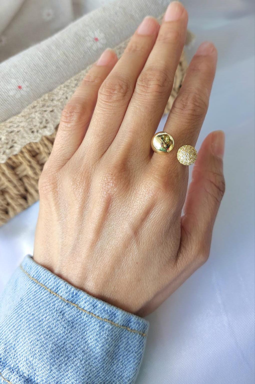 Anillos ajustables en baño de oro 18 quilates atemporales