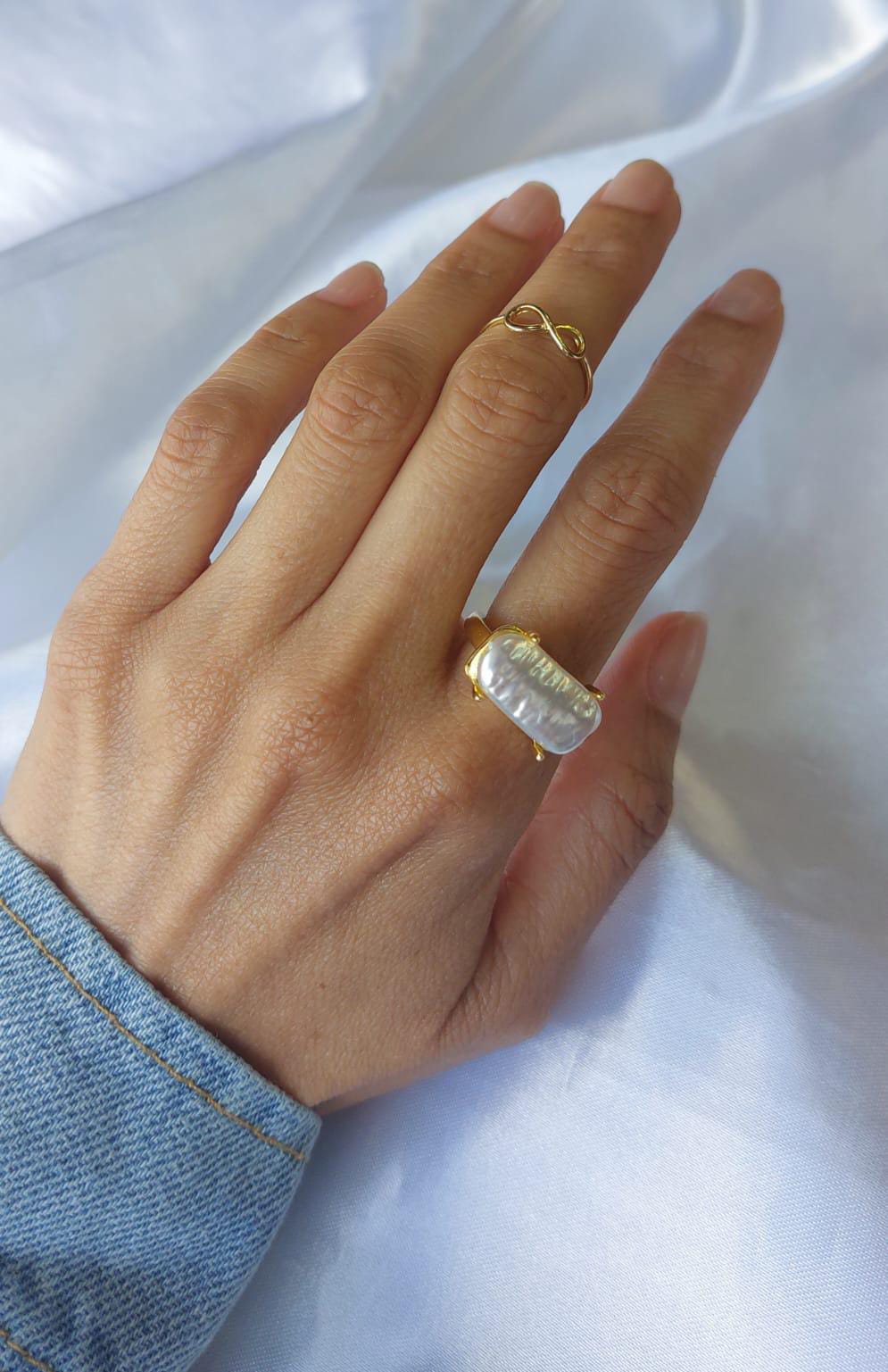 Anillos ajustables en baño de oro 18 quilates atemporales